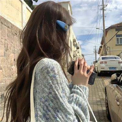 以遇刺为生的女人